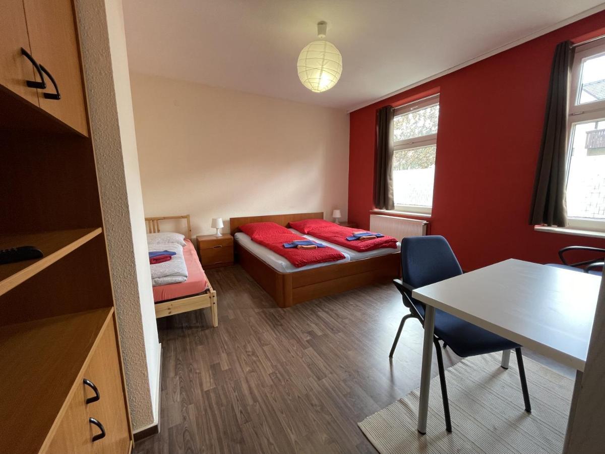 Pension Leipzig Georgplatz Bagian luar foto