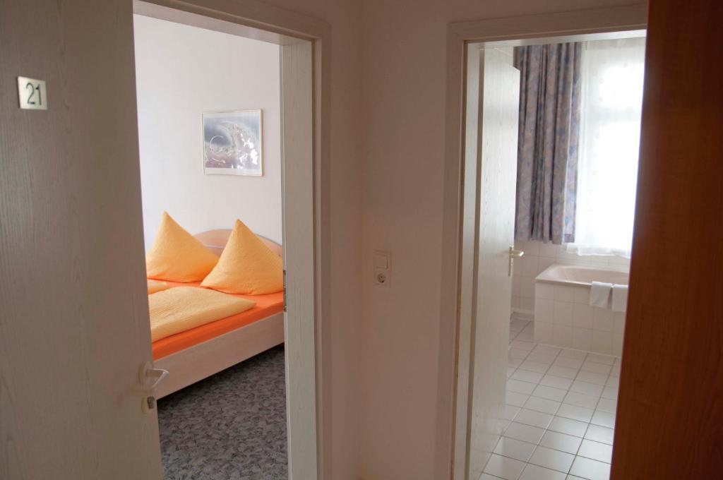 Pension Leipzig Georgplatz Ruang foto
